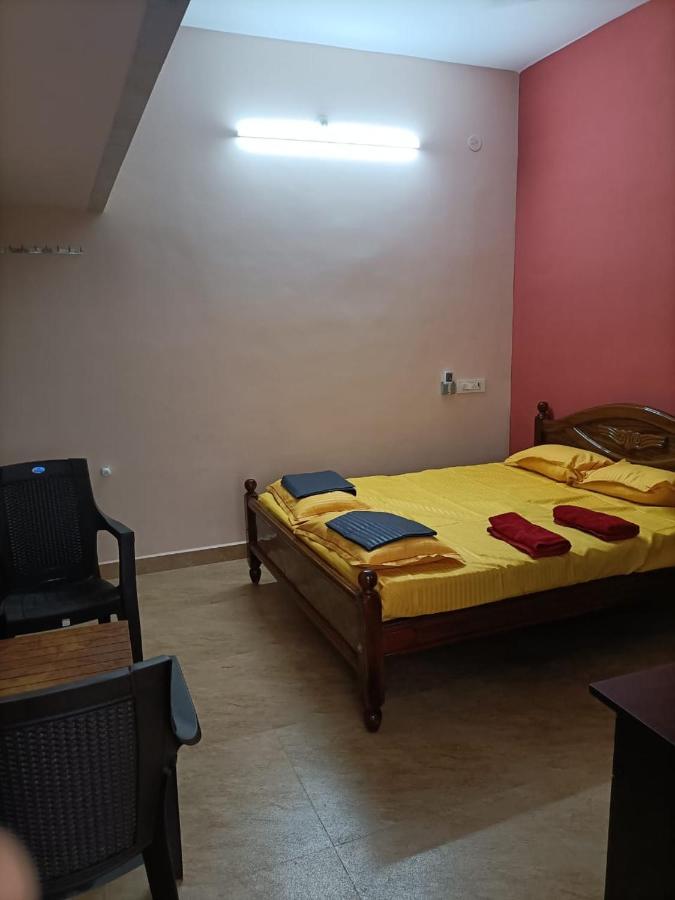 Doctor'S Homestay ติรุวันนามาลัย ภายนอก รูปภาพ